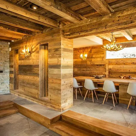 8bdr Stunning Chalet In Paquier With Mountain Views Villa *